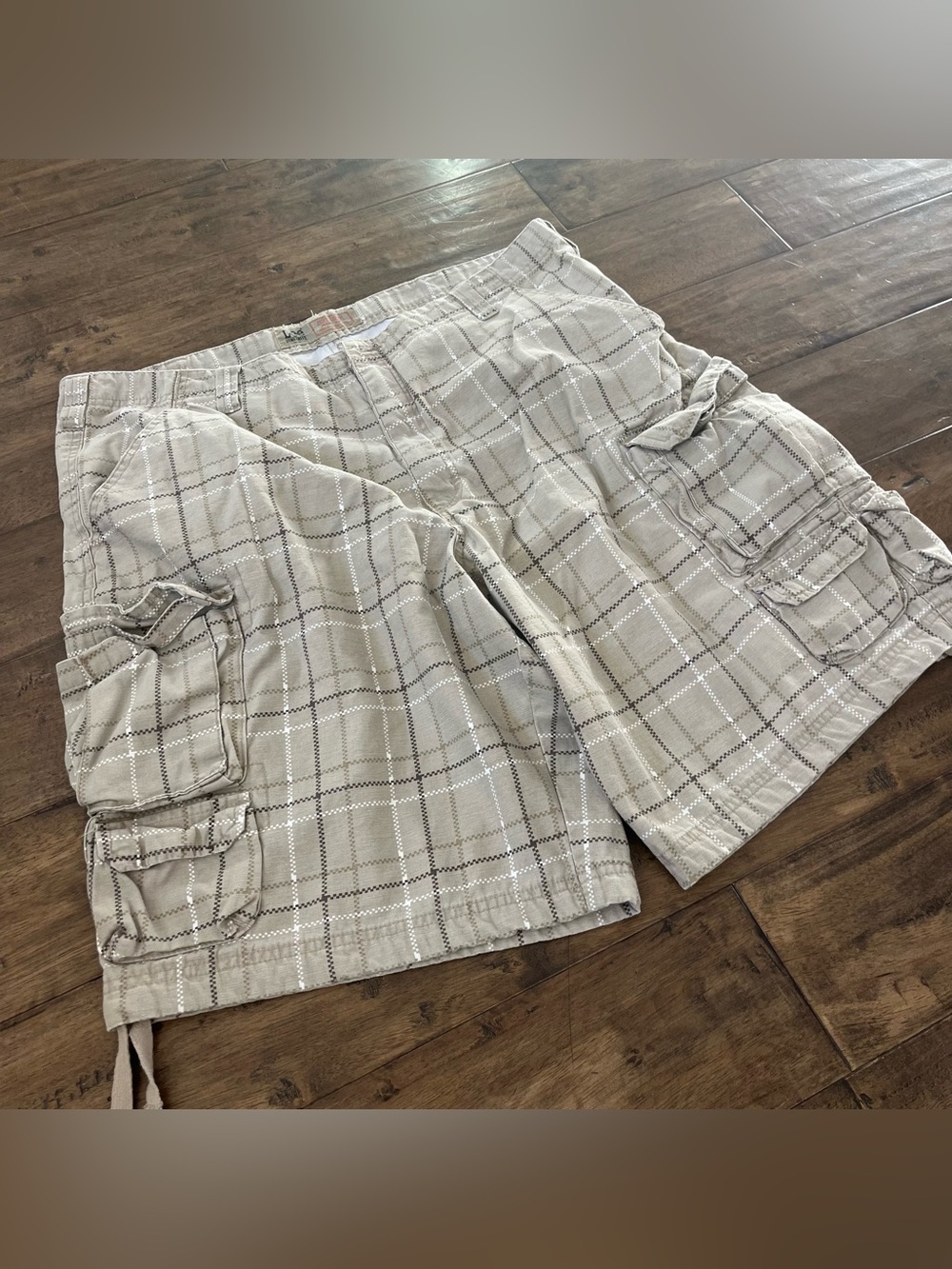 Vintage Men’s Baggy Lee Dungarees Plaid Heavy Tan Cargo Shorts
